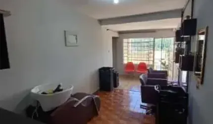 Casa com 3 quartos à venda na Rua Doutor Valentim de Queirós, 274, Jardim Regina, São Paulo por R$ 477.000