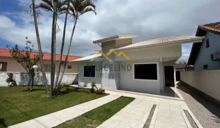Casa à venda no bairro Mirim - Imbituba/SC