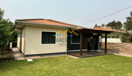 Casa à venda no bairro Barra da Ferrugem - Garopaba/SC