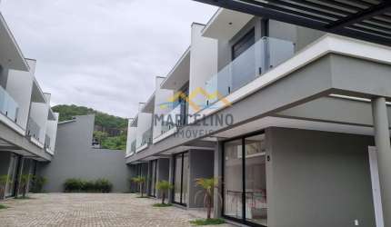 Casa à venda no bairro Loteamento Panorâmico - Garopaba/SC