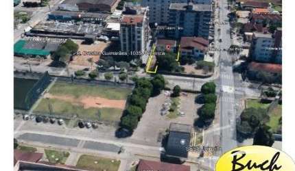 Casa comercial com 5 salas à venda no América, Joinville  por R$ 1.650.000