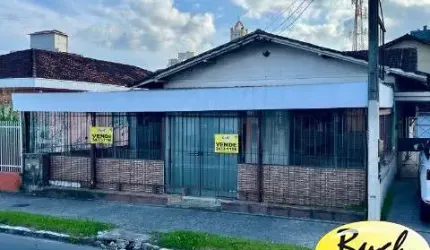 Venda de Sala/Casa Comercial na Rua Procópio Gomes