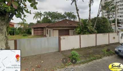 Casa à venda Bairro Iririú Joinville - Buch Imóveis