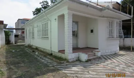 Casa Comercial