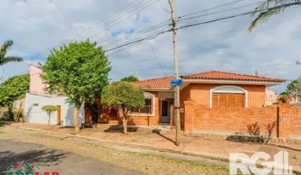 Casa 3 dormitórios à venda Guarujá Porto Alegre/RS