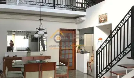 Casa com 4 quartos à venda no Jardim das Belezas, Carapicuíba  por R$ 1.380.000