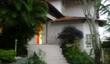 Casa com 4 dormitórios à venda, 565 m² por R$ 1.300.000,00 - Pendotiba - Niterói/RJ