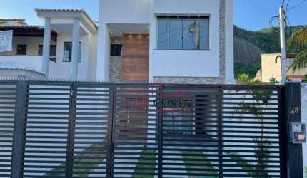 Excelente casa duplex em fino acabamento, com 4 quartos sendo 1 suíte à venda, 194 m² por R$ 997.000 - Piratininga - Niterói/RJ