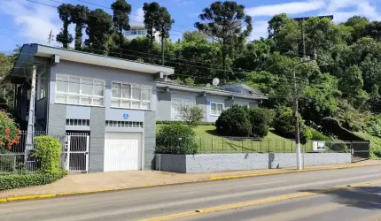 Casa com 3 quartos à venda na Aristialiano Ramos, 215, Der, Caçador por R$ 2.600.000