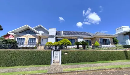 Casa com 6 quartos à venda na Mato Grosso, 465, Der, Caçador por R$ 4.000.000