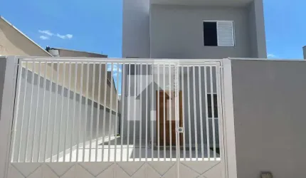 Excelente Sobrado à venda, 3 Dormitórios, 1 Suíte, 2 Vagas, Sala dois Ambientes - Residencial Santa