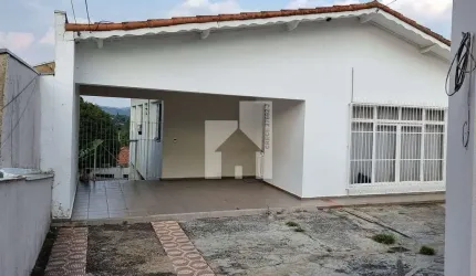 Casa à venda, OPORTUNIDADE, para Investir ou Morar, terreno com 500 m² , com 03 casas no terreno, n