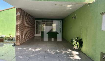 Casa térrea a venda próximo do maxi shopping, 118m² e 3 vagas de garagem - Jardim Danúbio, Jundiaí,