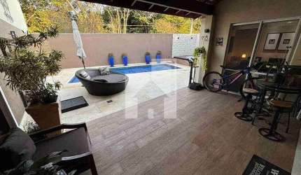 Casa com 3 súites a venda, 240m², 5 vagas - Condomínio Nature Village II - Jardim Ermida I, Jundiaí