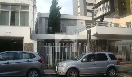 Casa comercial ou residencial com 3 dormitórios, 370m², 6 banheiros e 5 salas - Centro - Jundiaí/SP