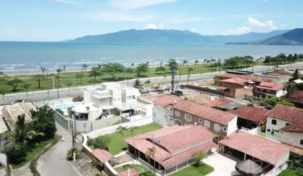Apartamento com 3 quartos, beira mar, 118m², 2 vagas, em Caraguatatuba.