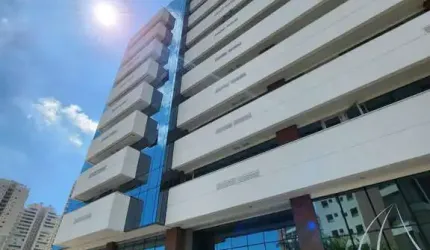 Sala Comercial  52m² com Sacada no Jardim Aquárius - SJC