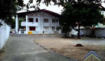 Casa com 7 dormitórios à venda, 450 m² por R$ 2.000.000,00 - Engenheiro Luciano Cavalcante - Fortaleza/CE