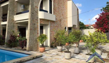 Casa com 5 dormitórios à venda, 410 m² por R$ 1.300.000,00 - Edson Queiroz - Fortaleza/CE