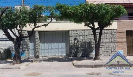 Casa com 5 dormitórios à venda, 207 m² por R$ 550.000,00 - Edson Queiroz - Fortaleza/CE