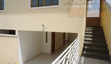 Casa de alto padrão em condomínio no Parque Monte Alegre, Taboão da Serra-SP: 3 quartos, 1 suíte, 2 salas, 4 banheiros, 4 vagas de garagem, 176 m² de área.