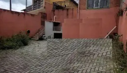 Imóvel de alto padrão no Parque Monte Alegre em Taboão da Serra-SP: 3 quartos, 1 suíte, 2 salas, 3 banheiros, 5 vagas e 120m².