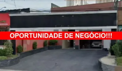 Galpão Comercial à Venda em Taboão da Serra-SP: 4 salas, 4 banheiros, 6 vagas de garagem e 290,30 m² de área no Centro.