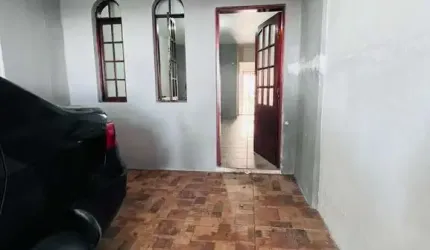 Casa com 2 quartos à venda na Rua Maria José Amaral Arruda Castanho, 273, Parque Pinheiros, Taboão da Serra, 63 m2 por R$ 390.000