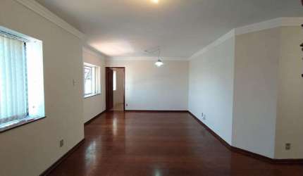 Apartamento com 3 quartos à venda na Rua Benjamin Constant, Centro, Itatiba, 136 m2 por R$ 800.000