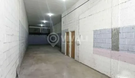 Sala comercial para alugar na Rua Campos Salles, Centro, Itatiba, 90 m2 por R$ 3.000