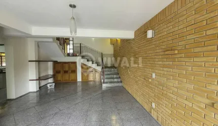 Casa com 3 quartos à venda na Rua Brasil, Vila Brasileira, Itatiba, 262 m2 por R$ 900.000