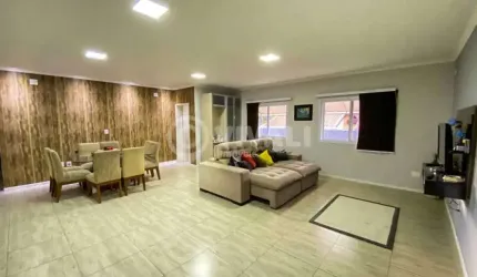 Casa com 4 quartos à venda na Rua Europa, Vila Brasileira, Itatiba, 360 m2 por R$ 930.000