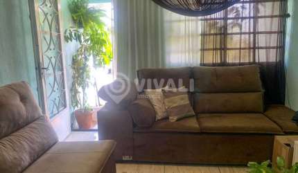 Casa com 4 quartos à venda na Rua João Thomazini, Jardim México, Itatiba, 80 m2 por R$ 636.000
