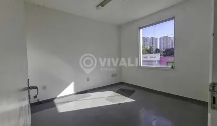 Casa comercial com 7 salas para alugar na Rua Rui Barbosa, Centro, Itatiba, 207 m2 por R$ 2.700