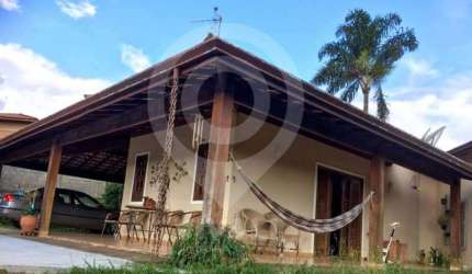 Chácara / sítio com 4 quartos à venda na Rua João Gianini, Morada dos Pássaros, Itatiba, 250 m2 por R$ 950.000