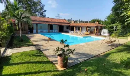 Chácara / sítio com 4 quartos à venda na Rodovia Engenheiro Constâncio Cintra, Bairro da Aparecidinha, Itatiba, 22000 m2 por R$ 3.500.000