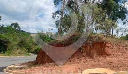 Terreno em condomínio fechado à venda na Rua Ary Rosetto, Loteamento Jardim das Paineiras, Itatiba, 756 m2 por R$ 300.000