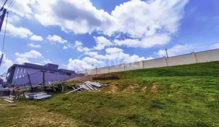 Terreno em condomínio fechado à venda na Avenida Carmelo Scarparo, Reserva Santa Rosa, Itatiba, 382 m2 por R$ 259.100