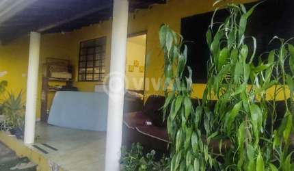 Casa com 2 quartos à venda na Rua João de Sordi, Jardim Ipê, Itatiba, 144 m2 por R$ 430.000