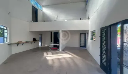 Barracão / Galpão / Depósito à venda na Rua Coronel Camilo Pires, Centro, Itatiba por R$ 537.000