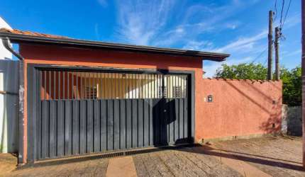 Casa com 4 quartos à venda na Rua José Felizardo Rodrigues, Jardim Salessi, Itatiba, 156 m2 por R$ 550.000