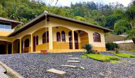 Casa a Venda em Botuvera