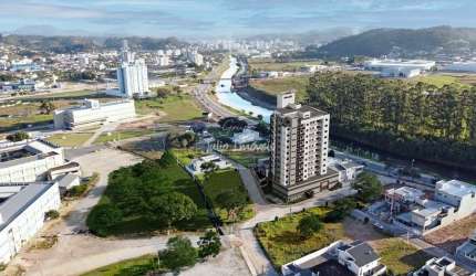Apartamento à venda na Santa Terezinha.