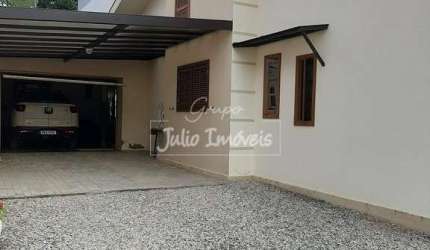 Casa 3 dormitórios Mineral Itajaí