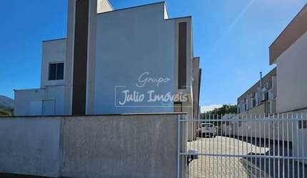 Sobrado geminado 2 quartos no Limoeiro em Brusque
