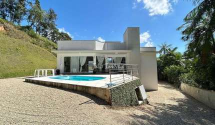 Casa alto padrão na São Pedro em Guabiruba