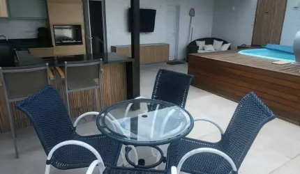 Vendo Cobertura Recreio prédio Baixo 222m²
