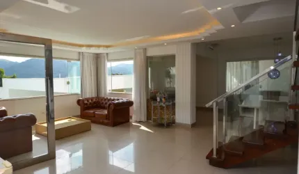 Linda Casa no Condomínio Passaredo Taquara. Oportunidade!!!