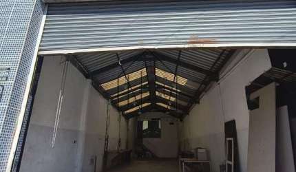 Galpão / Barracão -  VENDA ou LOCAÇÃO  -  Excelente Localização - 159m² -  2 Salas + vão com pé dir