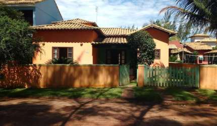 Casa para Venda em Cabo Frio, Long Beach (Tamoios), 4 dormitórios, 1 suíte, 3 banheiros, 1 vaga